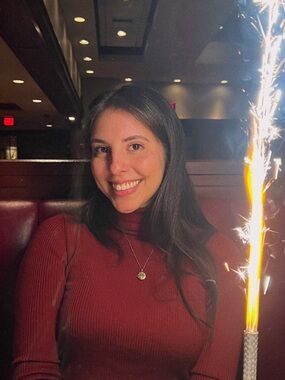 Meet your Posher, Daniela